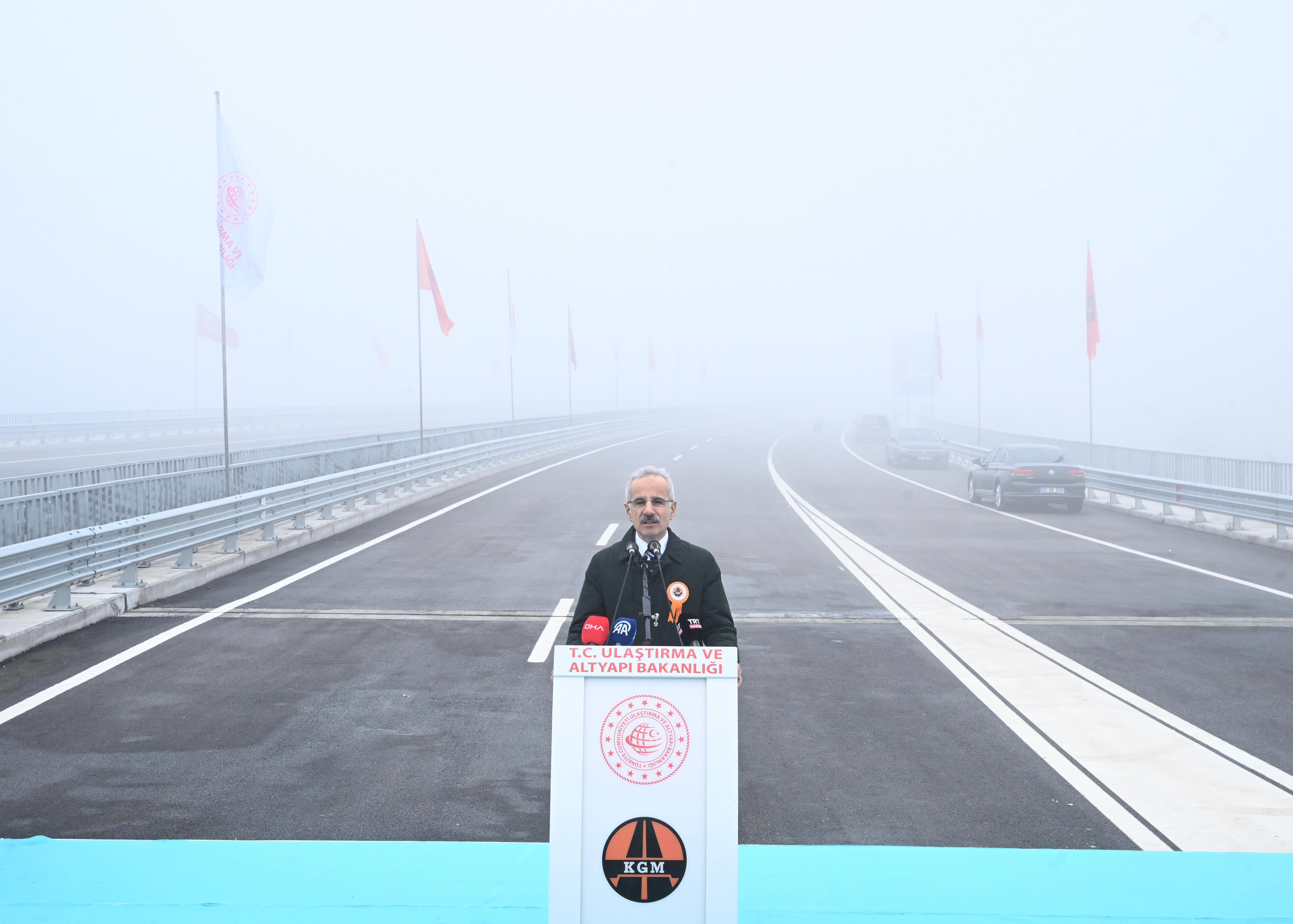 Pazarkule Sınır Kapısı ile Yunanistan'a Hızlı Erişim Sağlanıyor