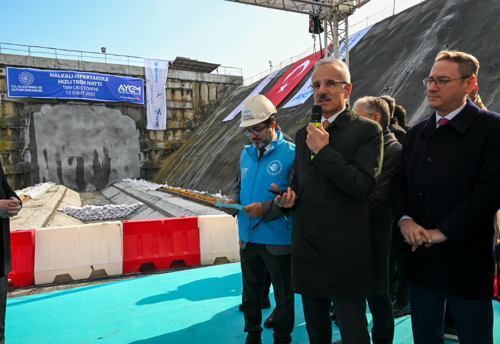 İstanbul'un Raylı Sistem Ağı Genişliyor: 3,1 Milyon Kişi Daha Ulaşımda Kolaylık Sağlayacak