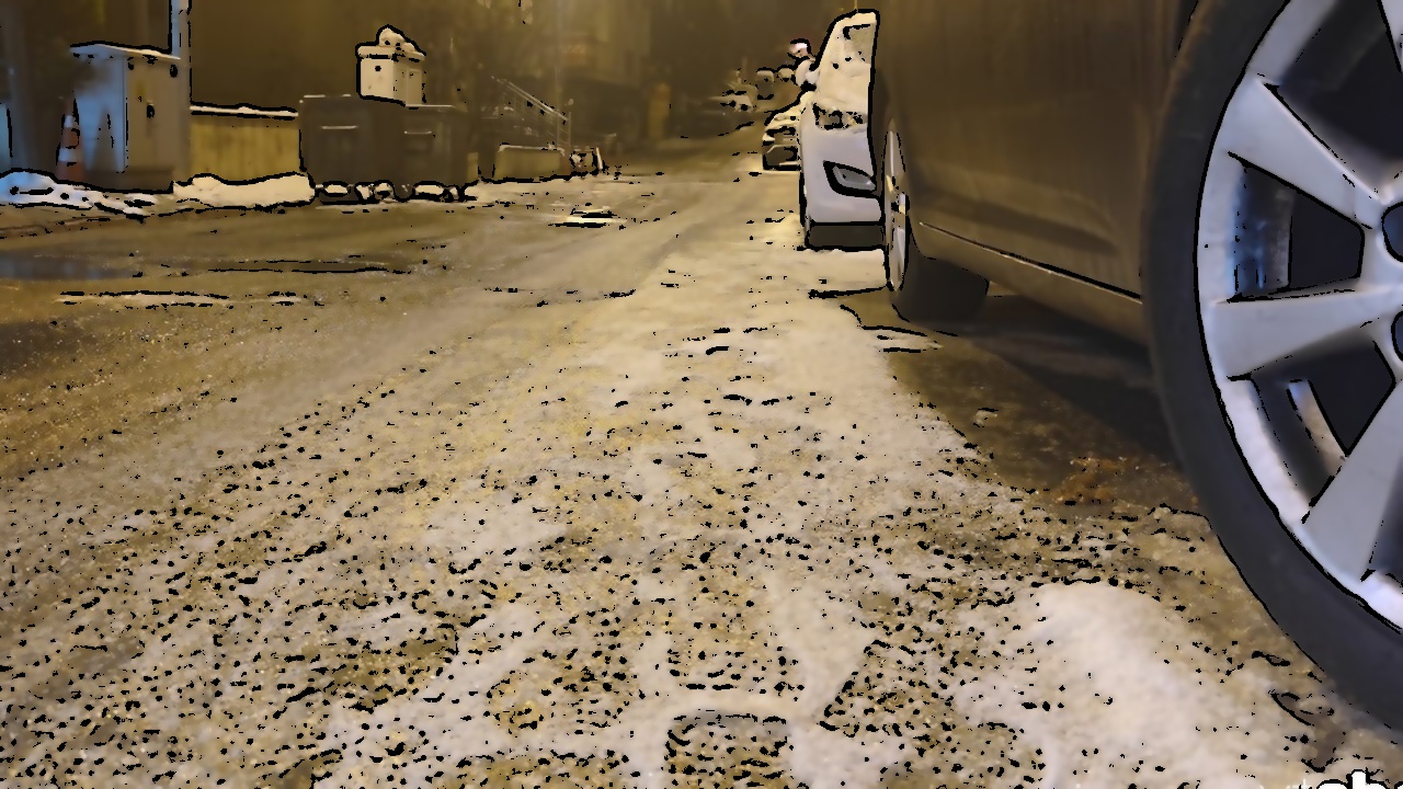 İstanbul'da Aşırı Soğuk Hava ve Buzlanma Hayatı Olumsuz Etkiliyor